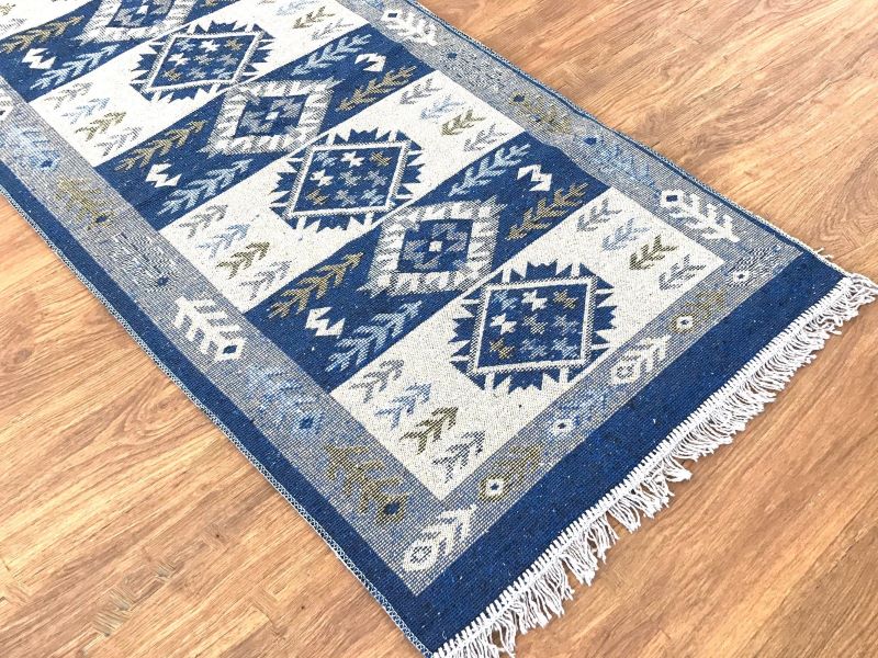 Covor Traditional Albastru 140 x 215 CM