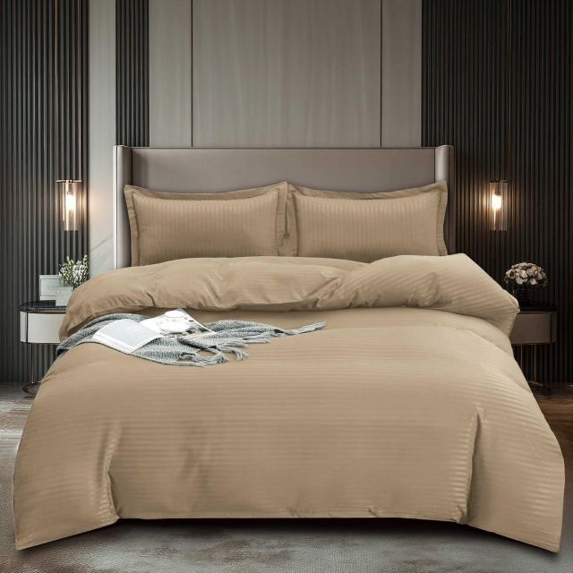 Lenjerie pat dublu, 4 piese,bej,cu elastic DE-12
