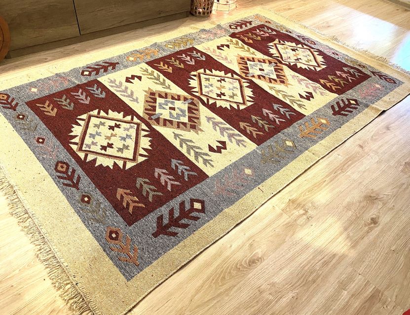 Covor Traditional 2-Maro 120 x 180 CM